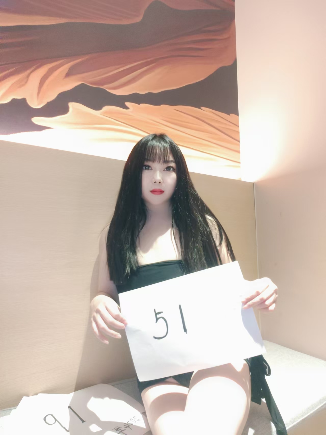 丰满大胸水多的妹子