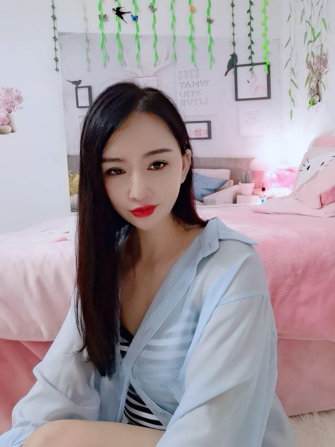 麦迪水床心雨小姐姐