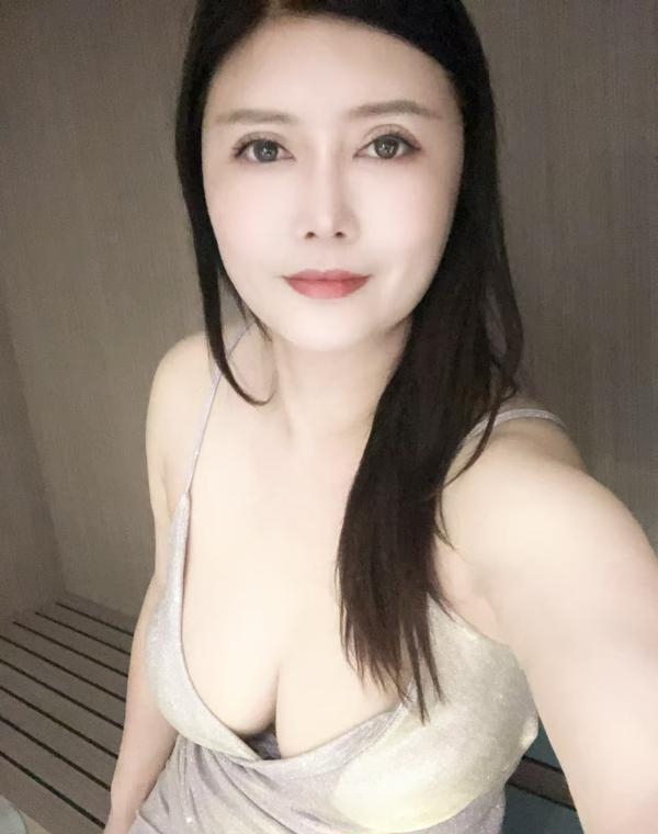 服务大奶熟女