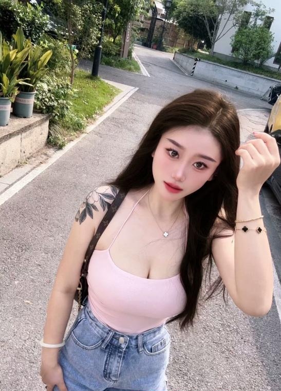 梁溪豪乳姐姐