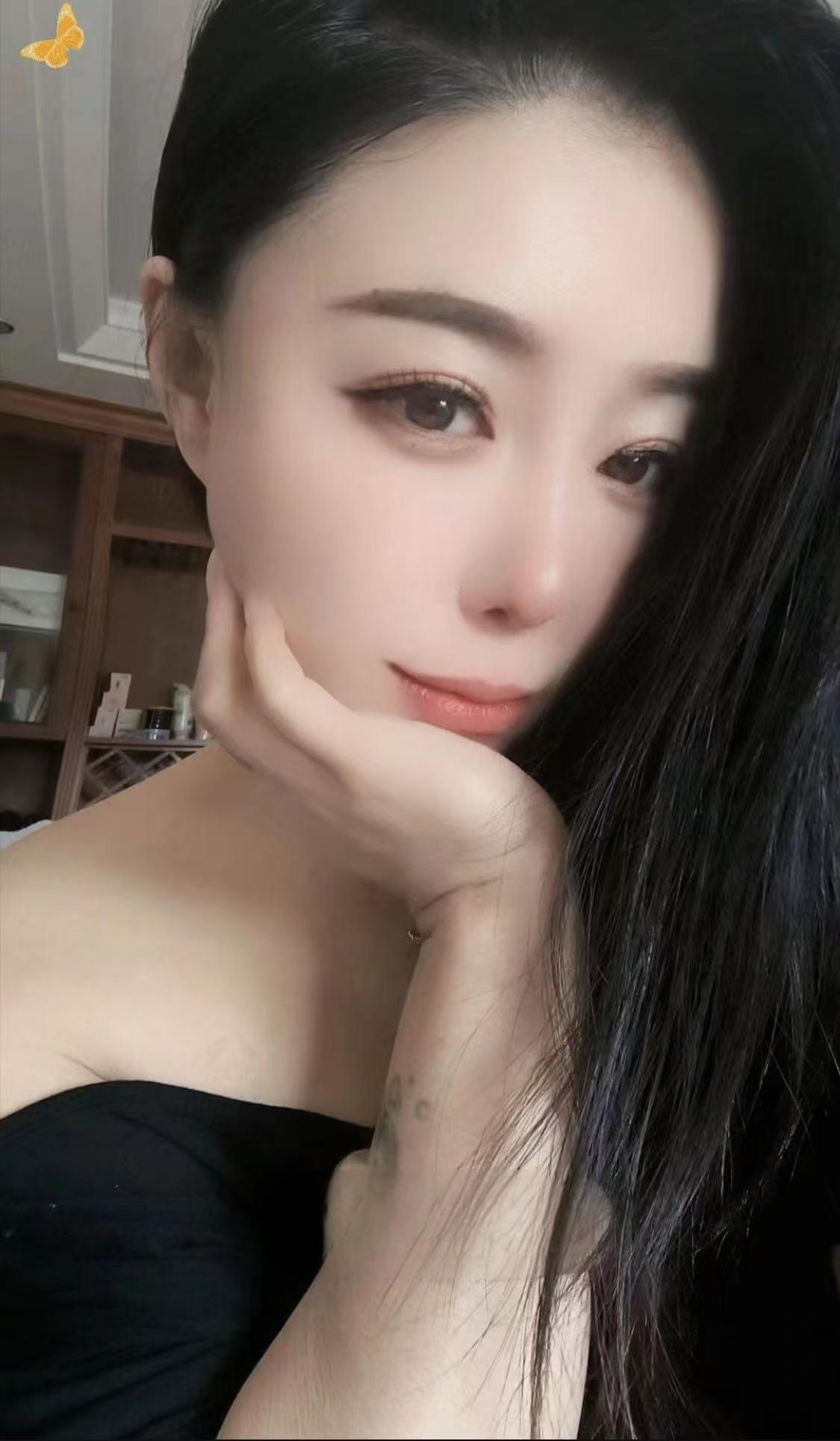 性感女友颜汐