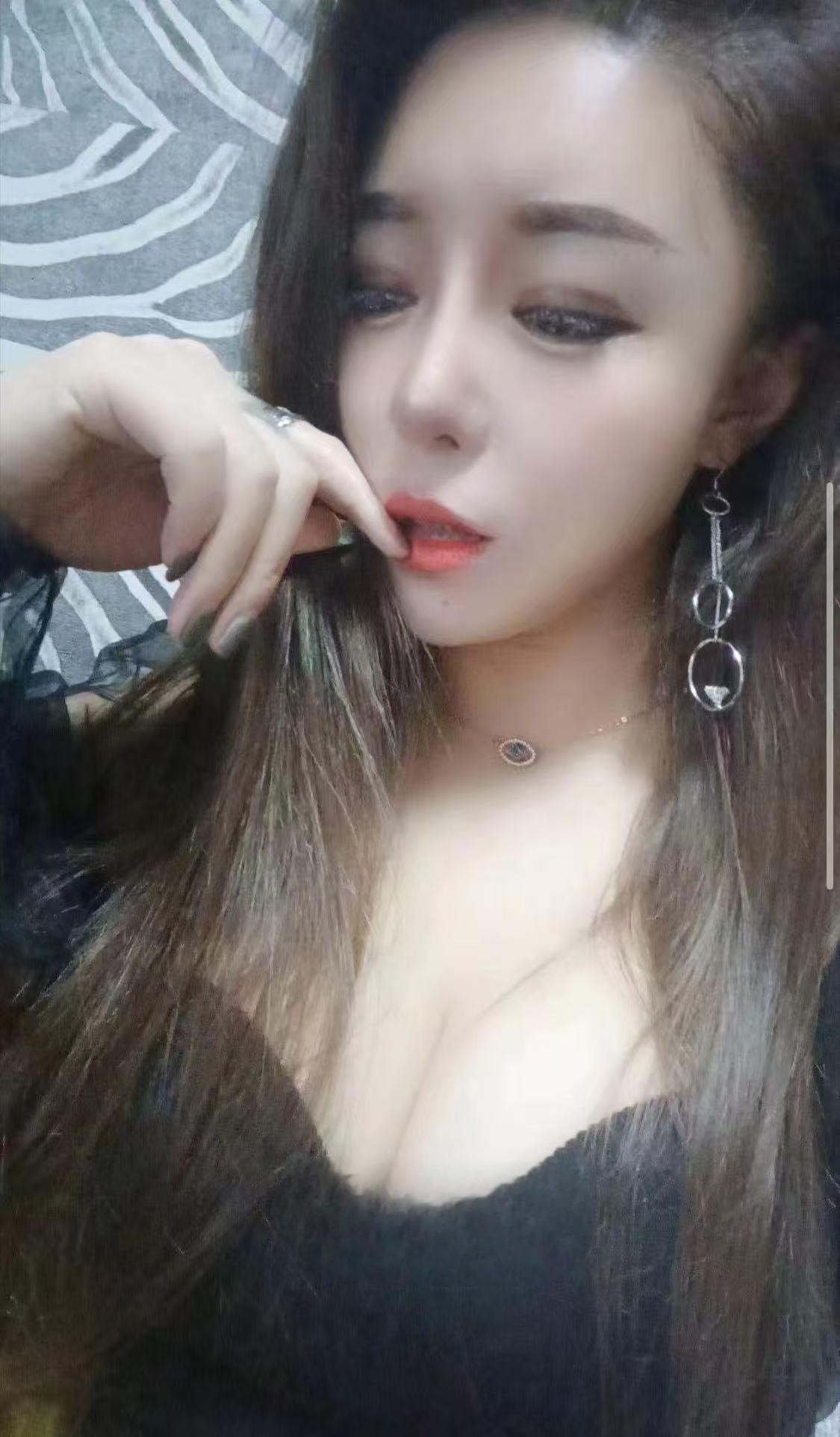 性感女友颜汐