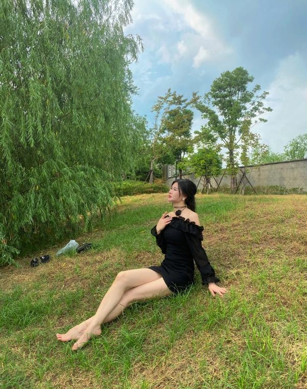 大熊足控美女老师