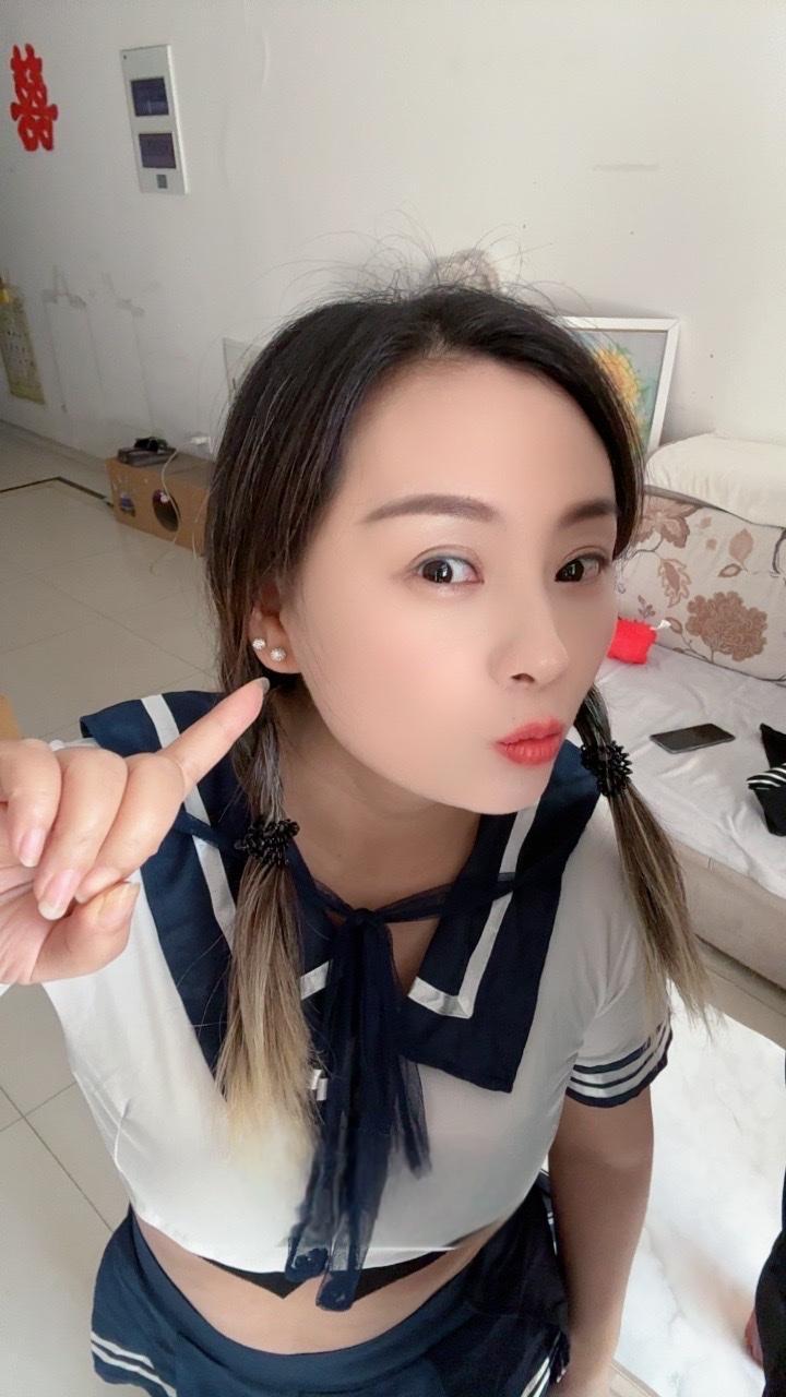 制服小姐姐柠檬